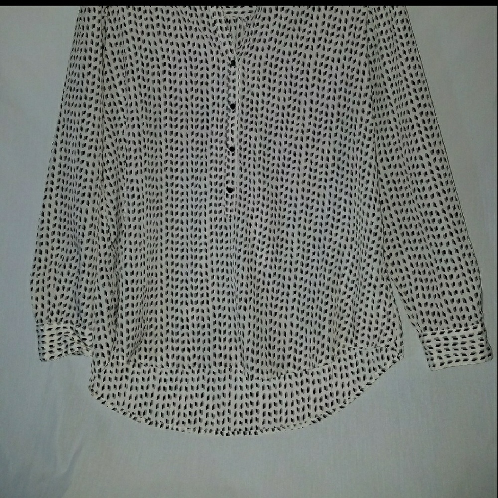 Daisy Fuentes Dess top